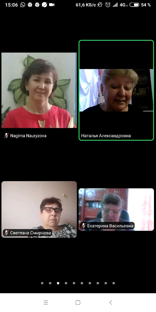 Лицейіміздің орыс тілі пәнінің мұғалімдері Сейдахметова К.Н және Наурызова Н.М "Теоретическая и нравственная составляющая уроков русского языка" атты қалалық семинарға қатысты.