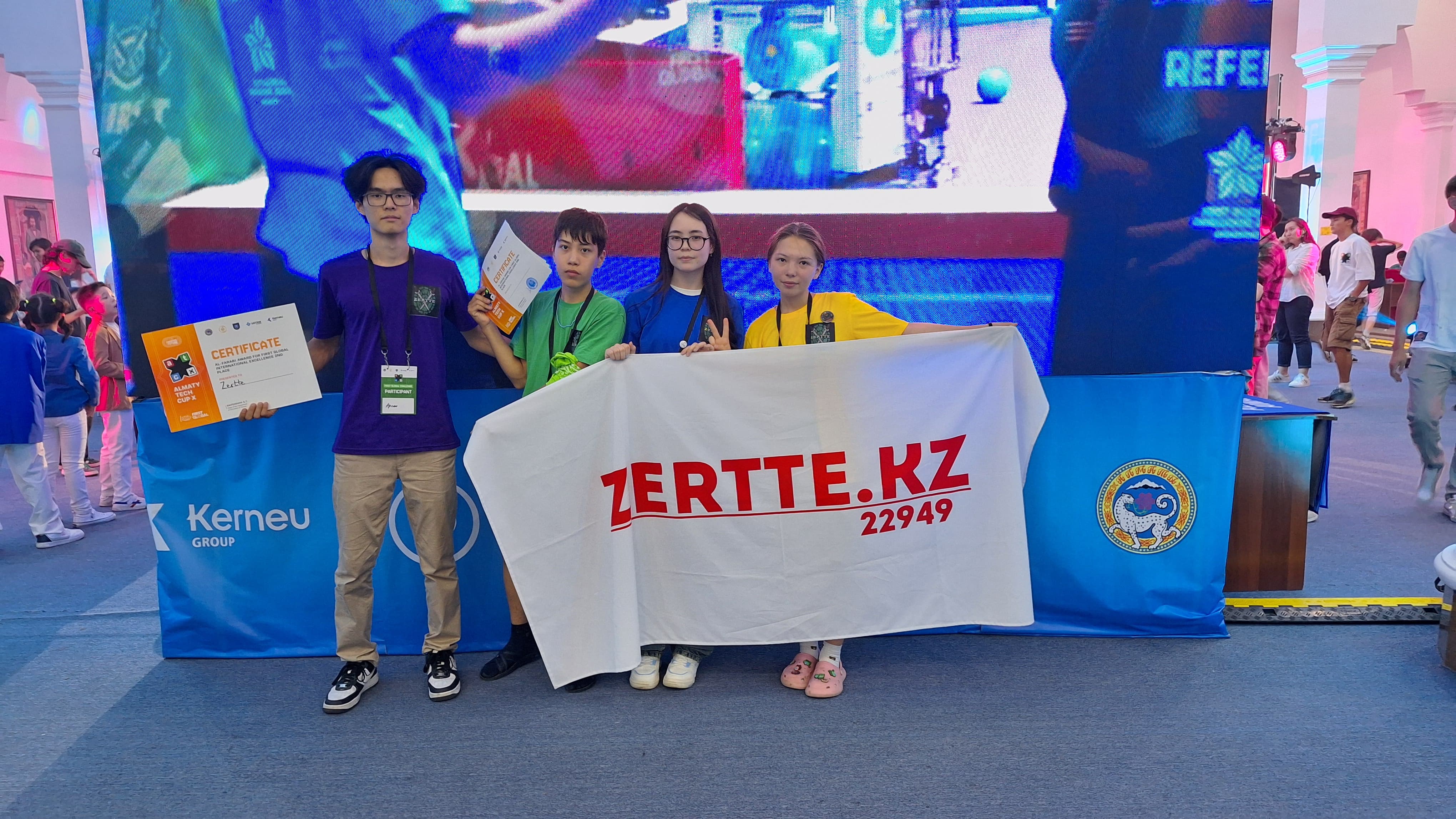 Лицейіміздің 10 сынып оқушысы Мәсжан Дарын 9.08-11.08 аралығында  Халықаралық робототехникадан жарыста 2 орын алды.Құттықтаймыз!