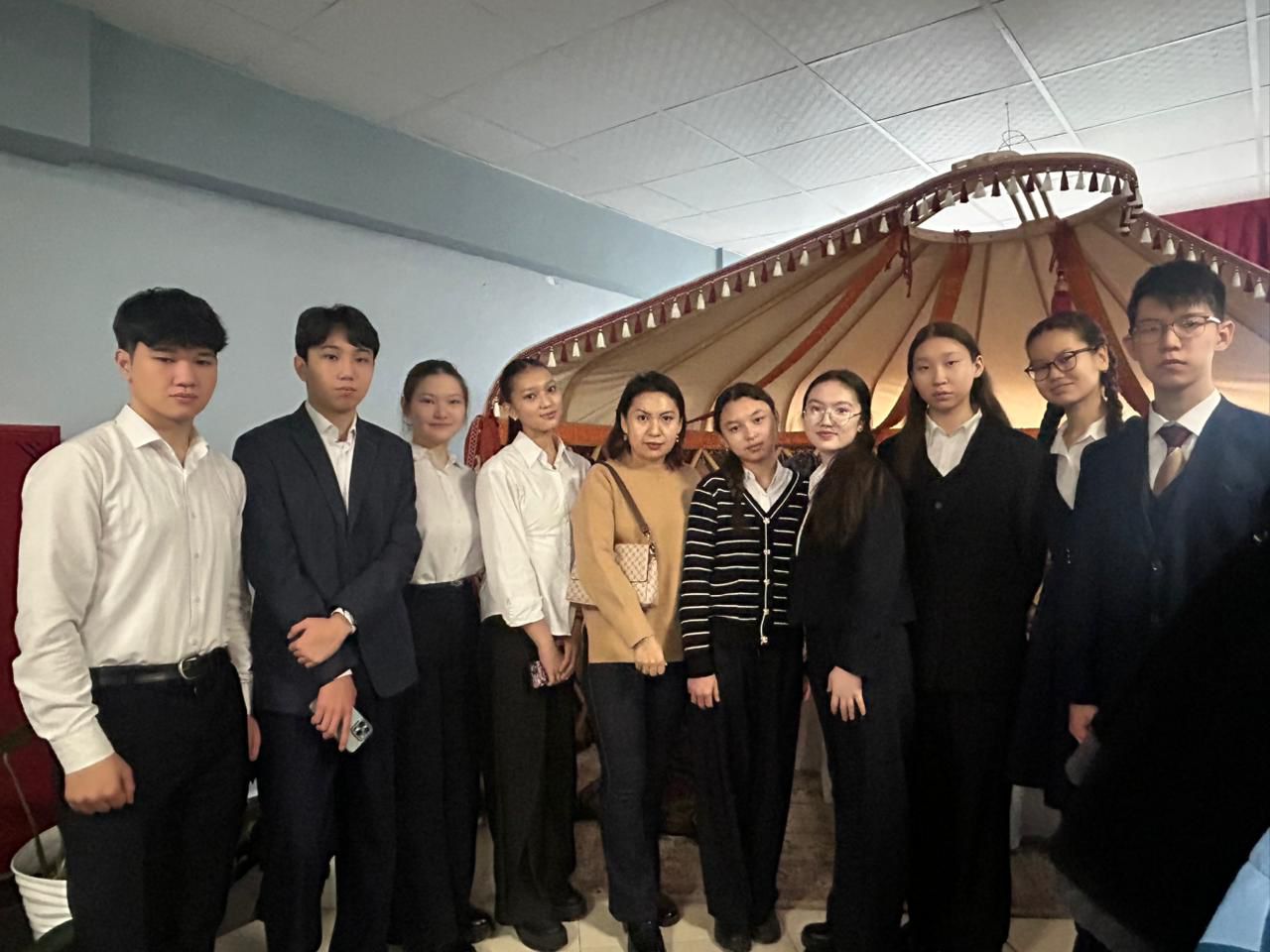 9-11 сынып оқушылары пәндік олимпиаданың аудандық кезеңіне қатысты(жаратылыстану бағыты бойынша)